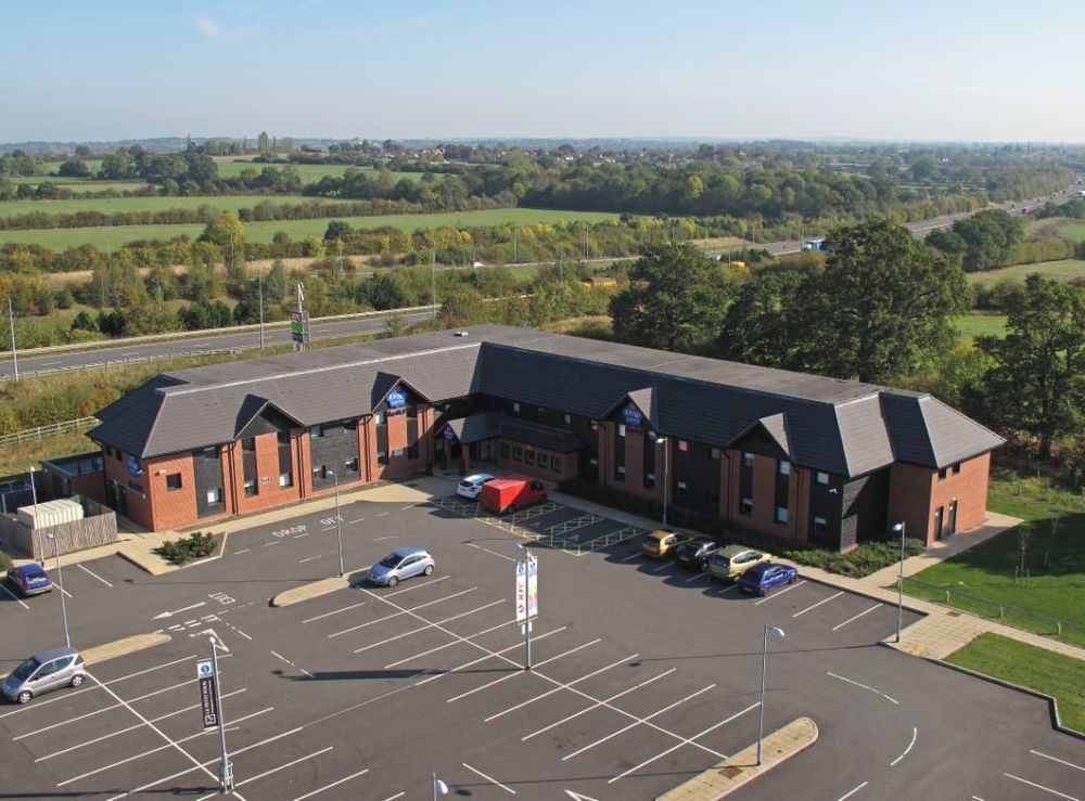 Hotel Ibis Budget Derby 2*